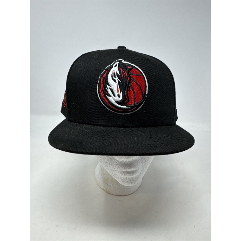 New Era NBA Dallas Mavericks Black Red 59FIFTY Fitted Basketball Hat Size 7 3/4